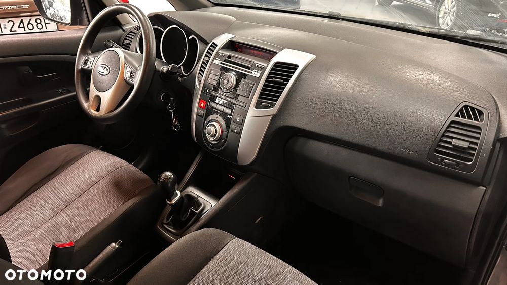 Kia Venga 1.4 M - 12