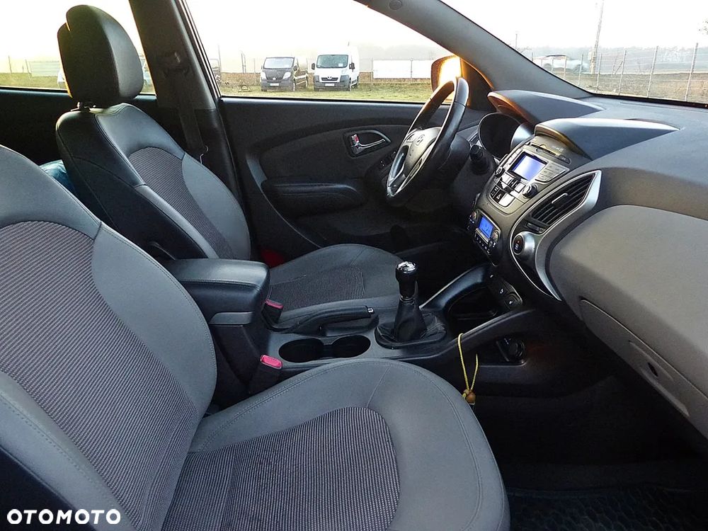 Hyundai ix35 2.0 4WD Premium - 26
