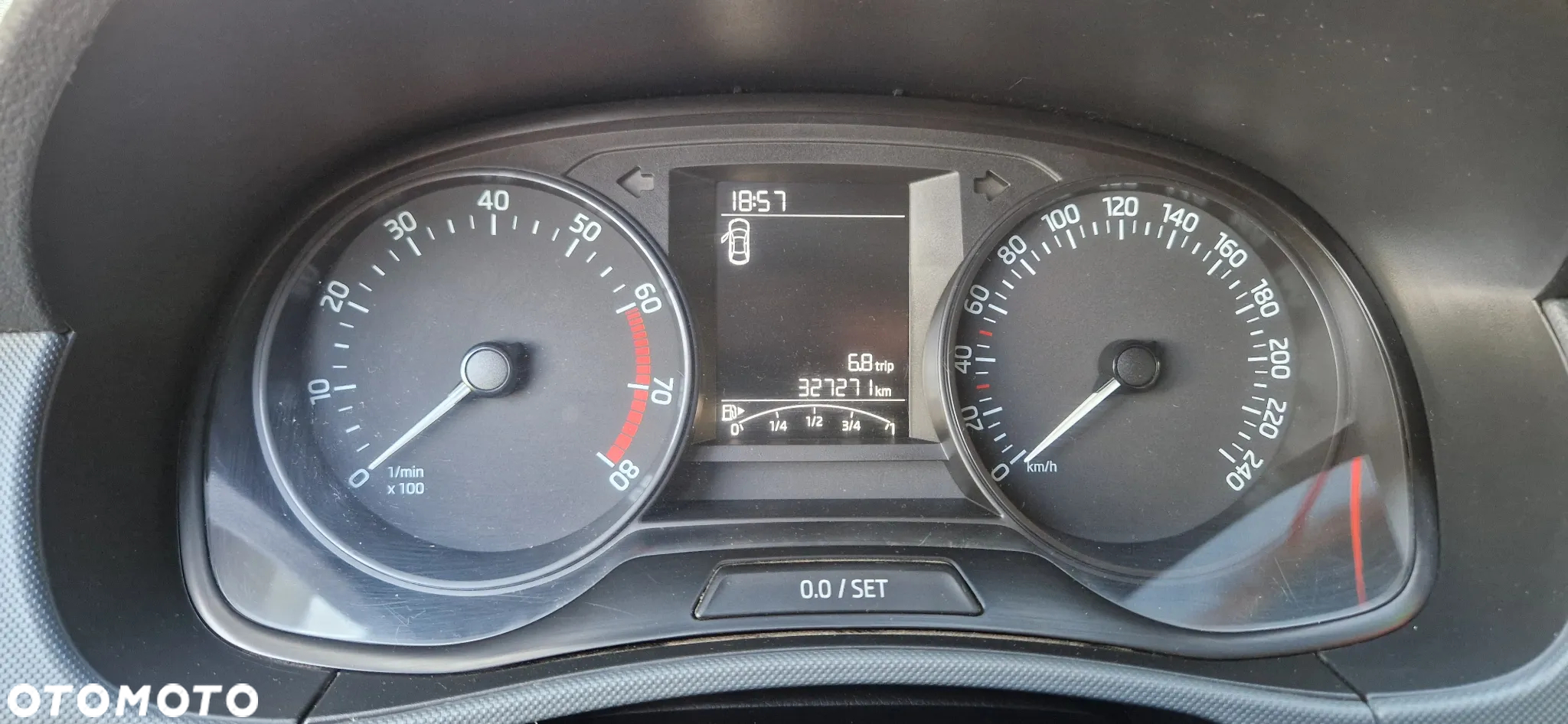 Skoda Fabia 1.0 Ambition - 14