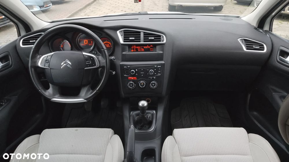 Citroën C4 HDi 90 Selection - 8
