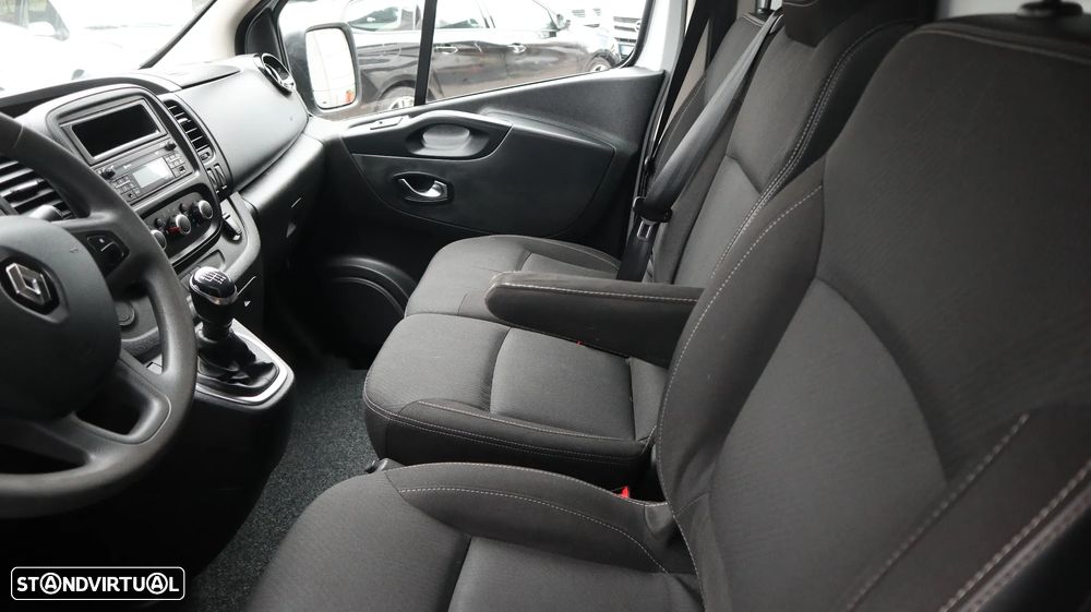 Renault Trafic 2.0 DCI L2H2 145cv - 9
