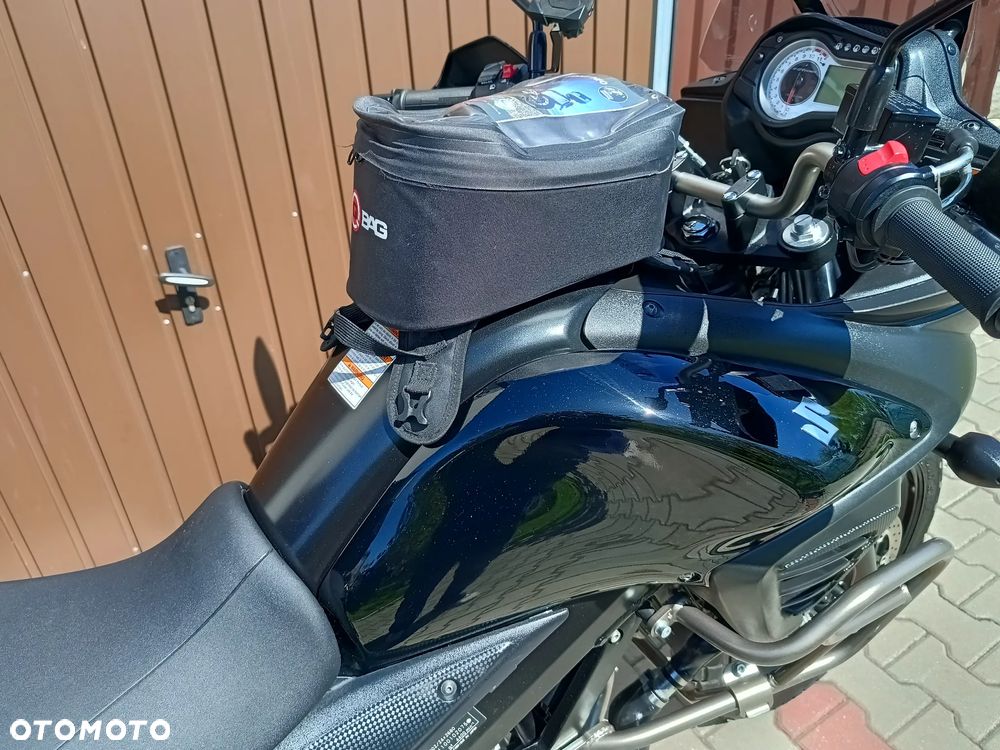 Suzuki V-STROM - 11