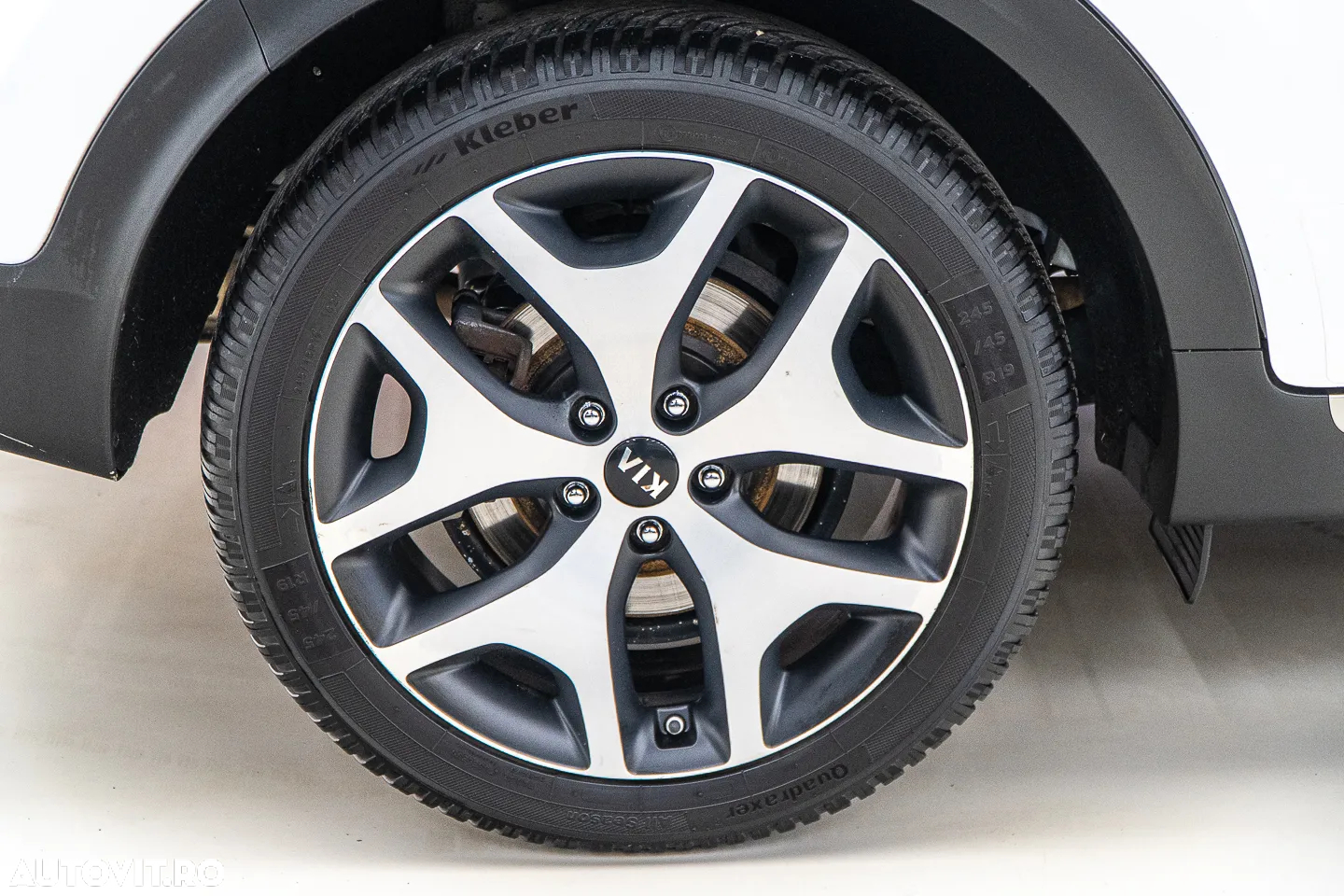 Kia Sportage 2.0 DSL 6AT 4x4 Style - 41