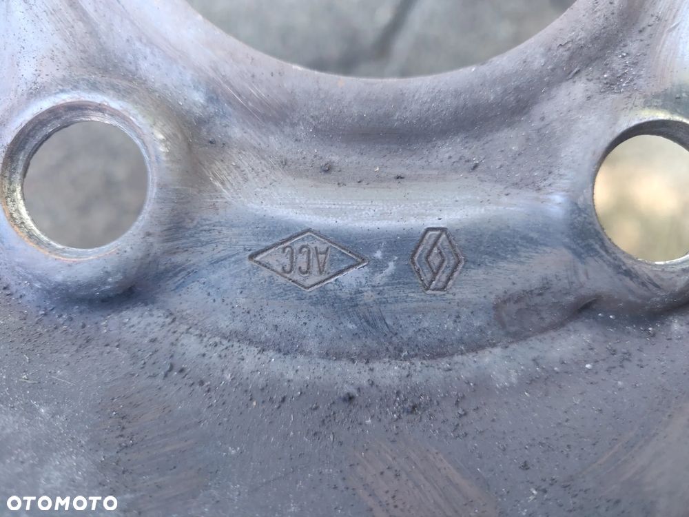 Felgi stalowe 5x114,3 R15 Renault - 5