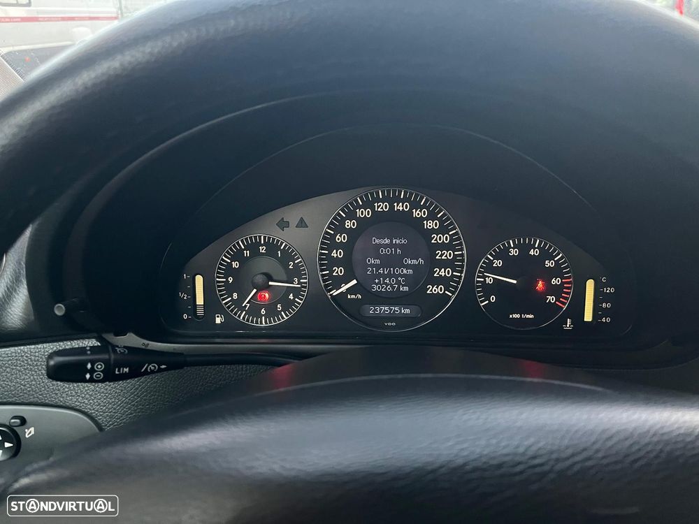 Mercedes-Benz CLK 200 Elegance - 1