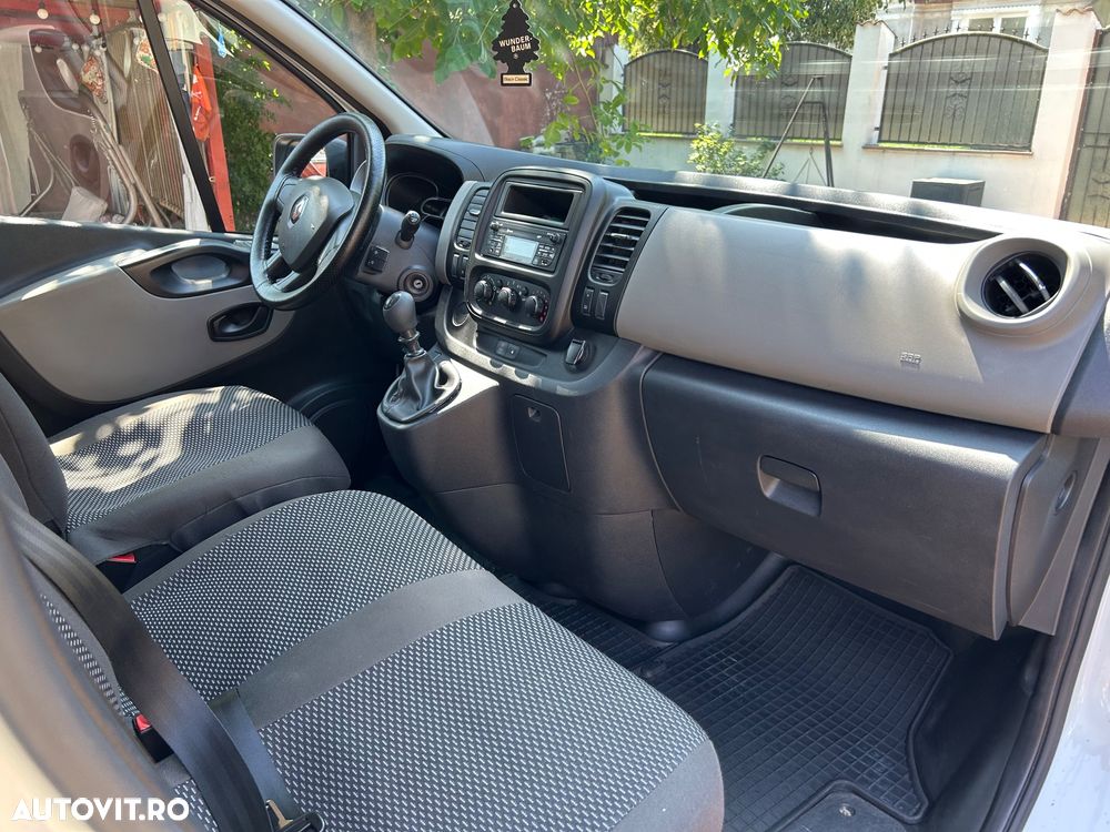 Renault Trafic Combi L2H1 1.6 dCi 95 8+1 Authentique - 6
