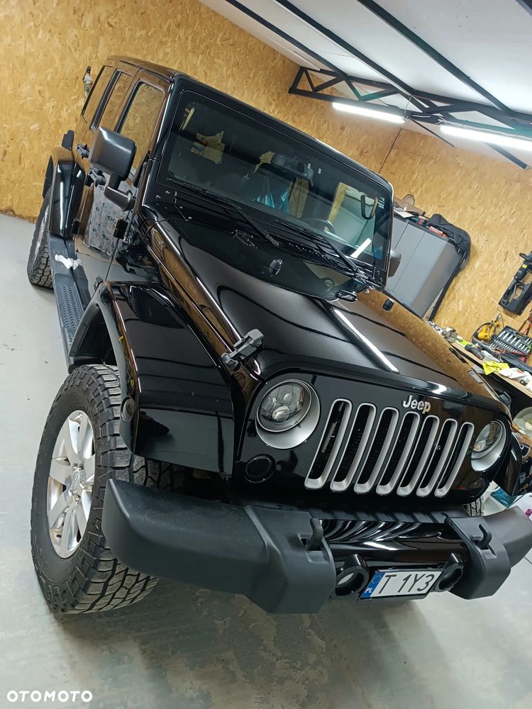 Jeep Wrangler 3.6 Unlim Sahara - 11