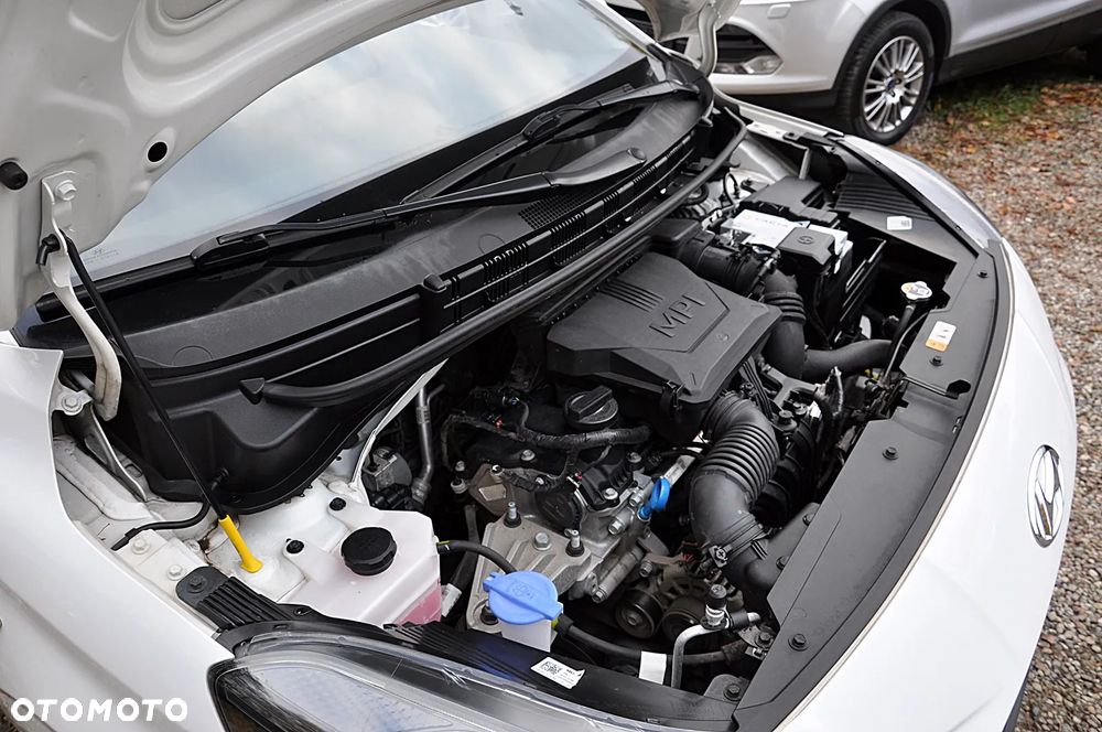 Hyundai i10 - 25