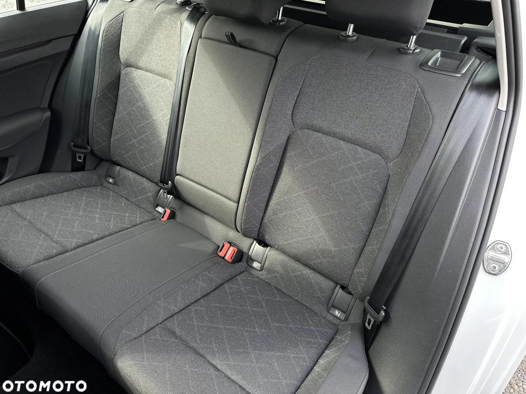 Volkswagen Golf VIII 2.0 TDI Life - 11