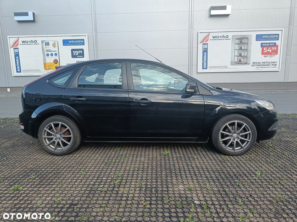 Ford Focus 1.6 Ambiente - 5