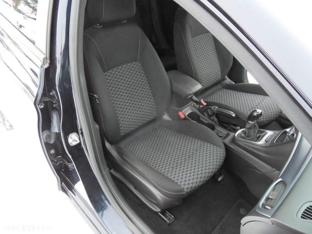Opel Astra 1.6 D Start/Stop Innovation - 16