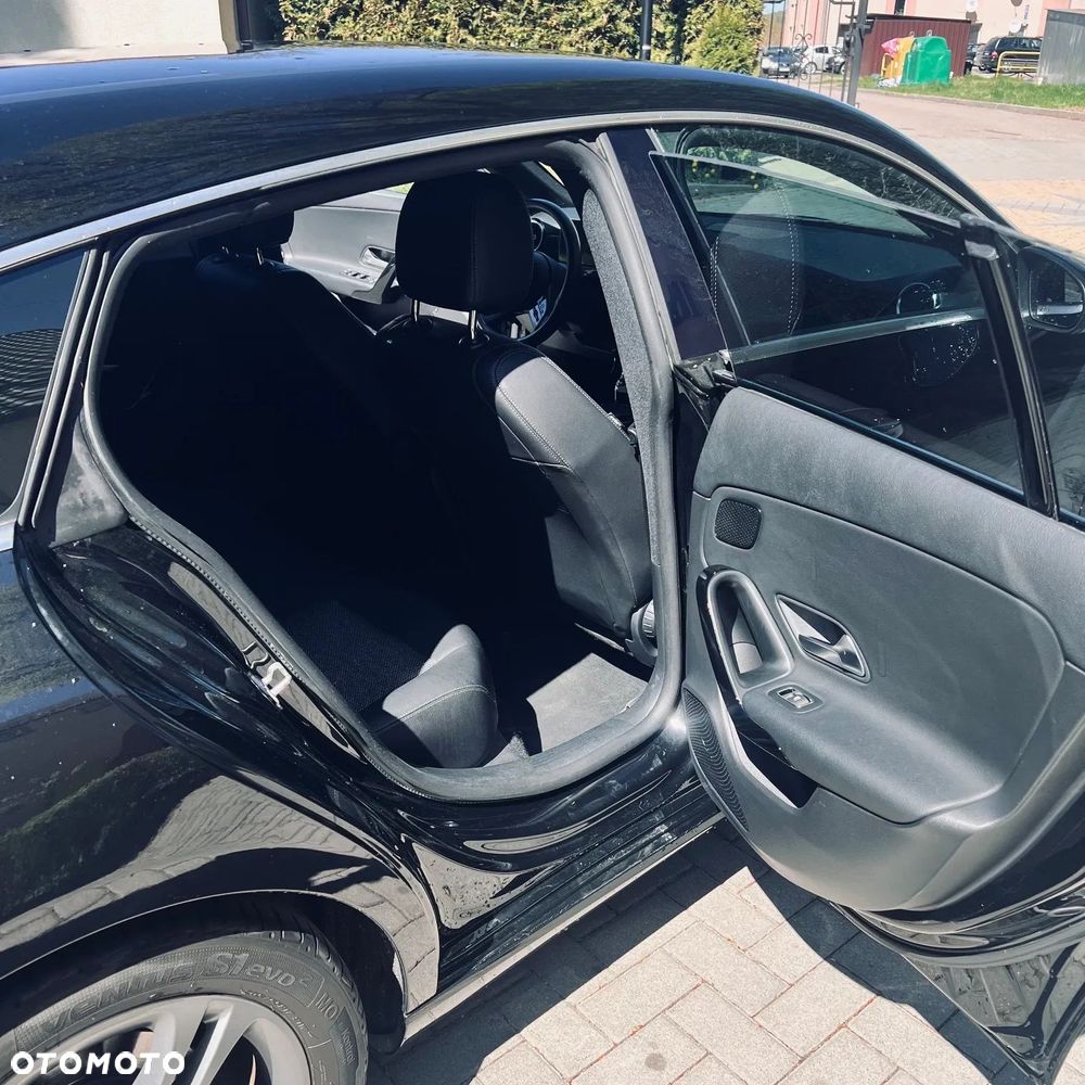 Mercedes-Benz CLA - 11