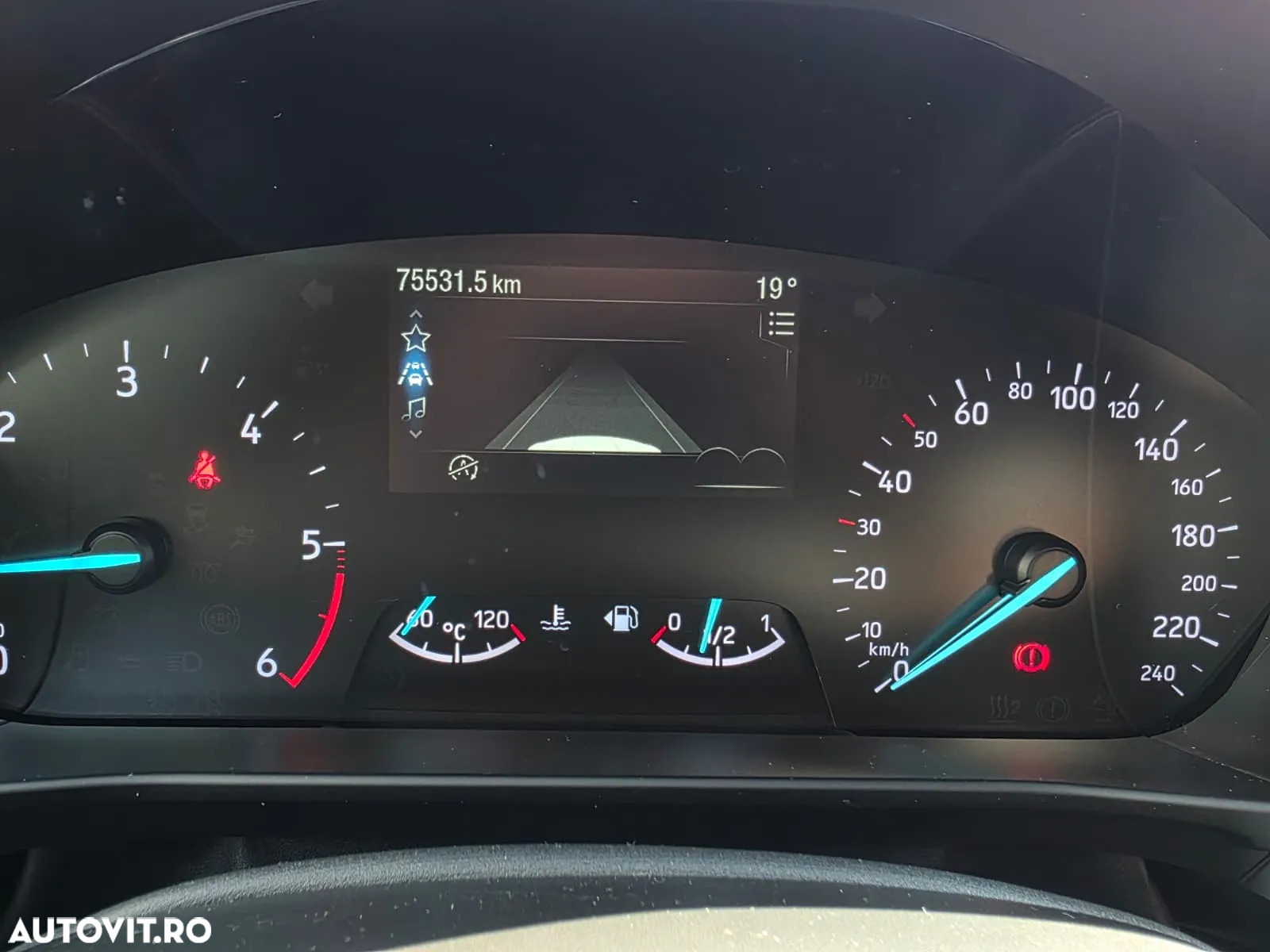 Ford Focus 1.5 EcoBlue Trend - 14