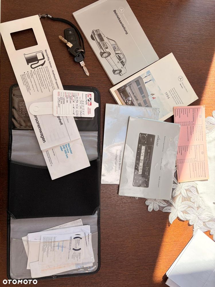 Mercedes-Benz W124 (1984-1993) - 23