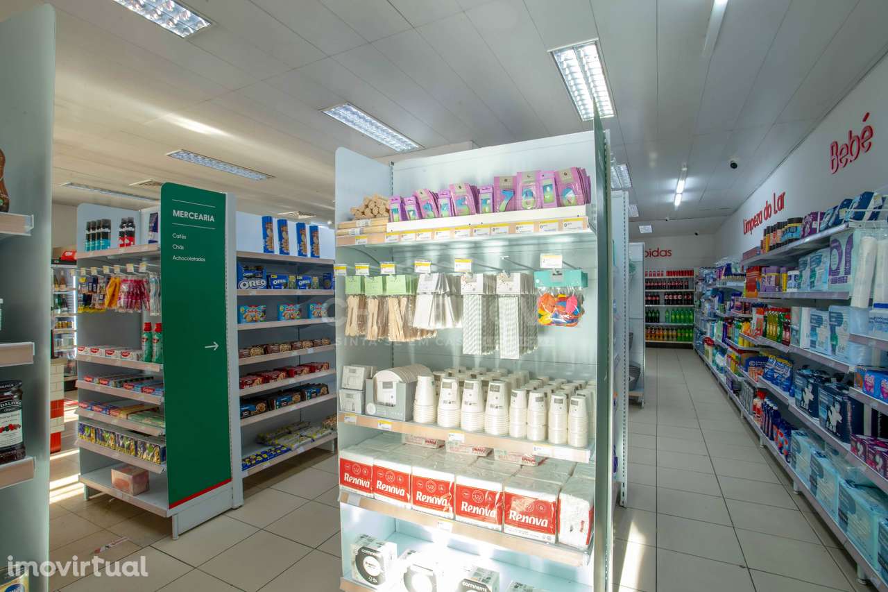 Trespasse de Minimercado em funcionamento - Lordelo do Ouro, Porto - Grande imagem: 4/32