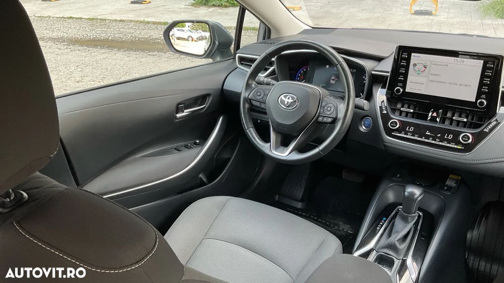 Toyota Corolla 1.8 HSD Dynamic - 33