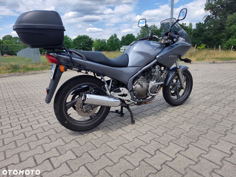 Yamaha XJ - 3