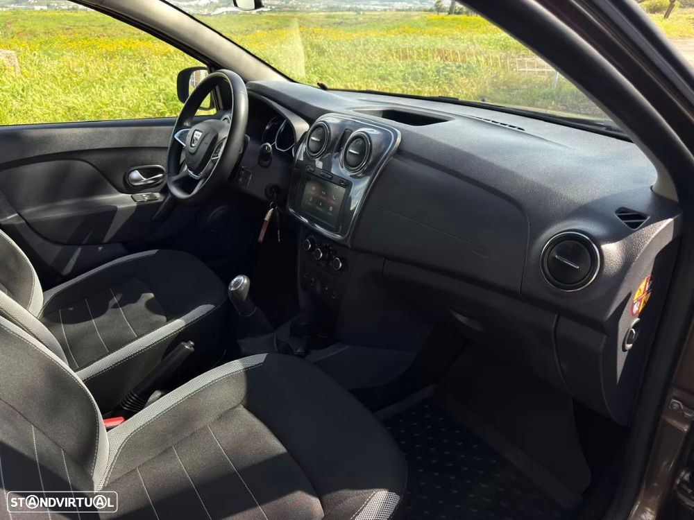 Dacia Sandero 0.9 TCe Stepway - 41