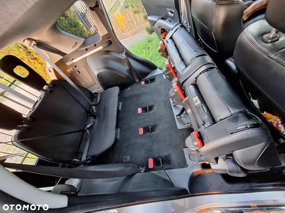 Peugeot 4007 HDI FAP 7-Sitzer Platinum - 12