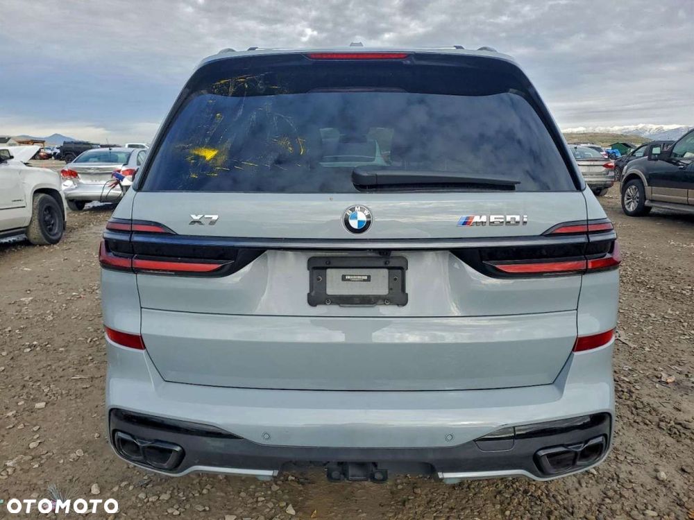 BMW X7 - 11
