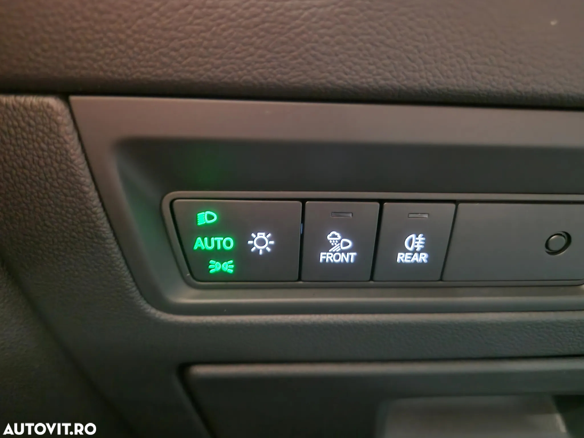 Volkswagen Touareg V6 TDI 4MOTION R-Line - 19