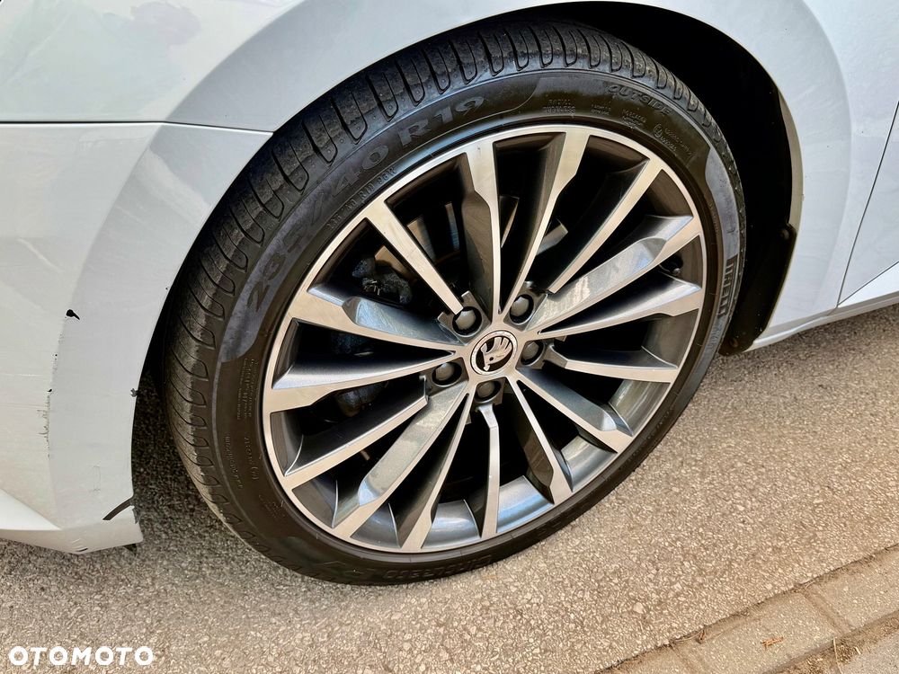 Skoda Superb 1.8 TSI L&K DSG - 13