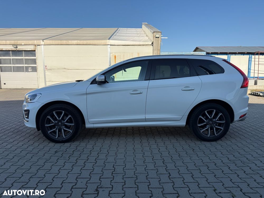 Volvo XC 60 D5AWD R-Design - 30