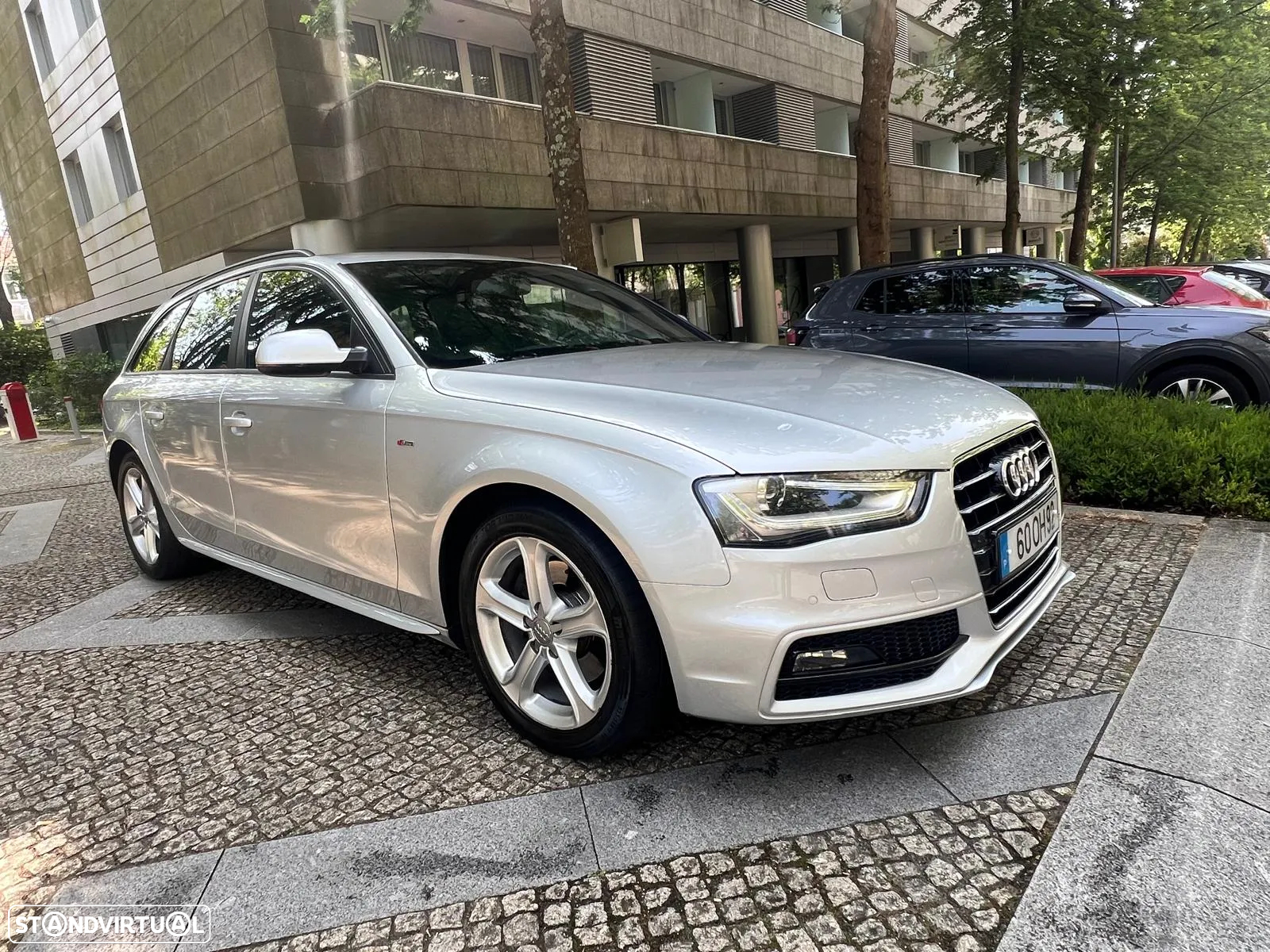 Audi A4 Avant 2.0 TDI Business Line S-line - 43