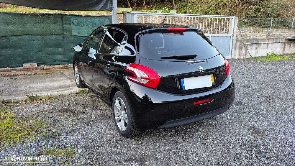 Peugeot 208 1.2 VTi Active - 5
