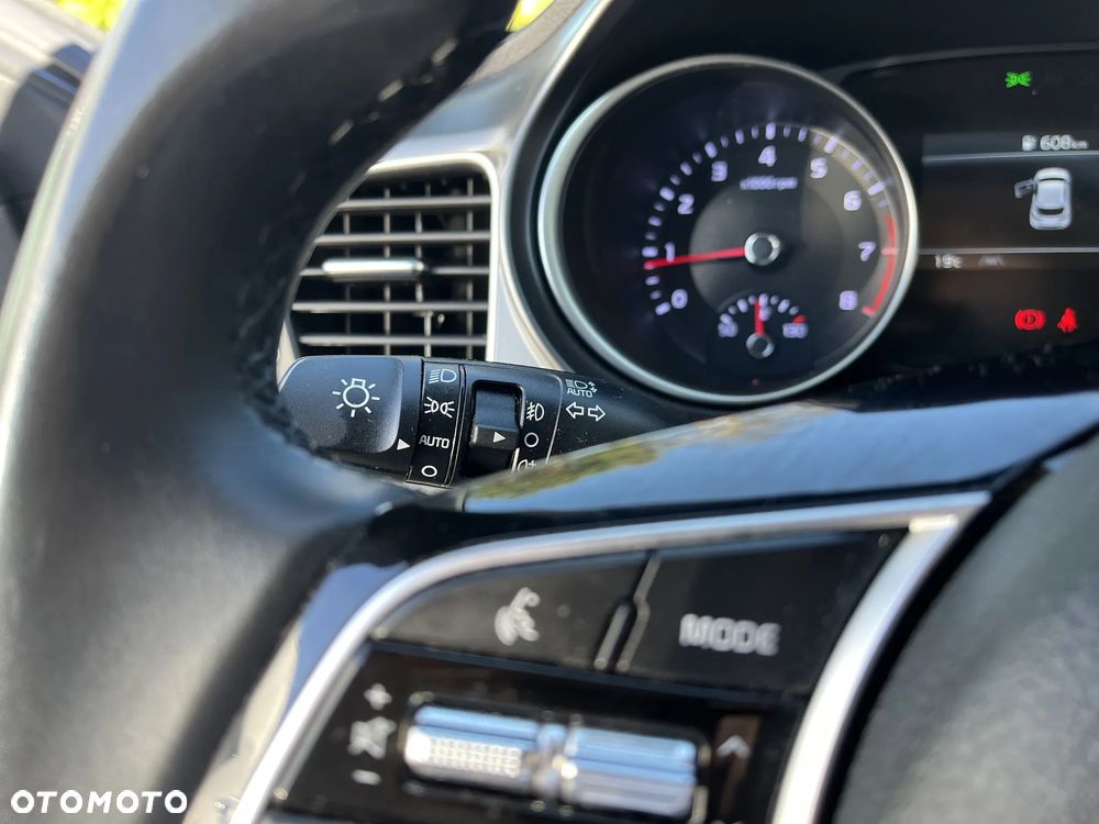 Kia XCeed 1.5 T-GDI M - 22