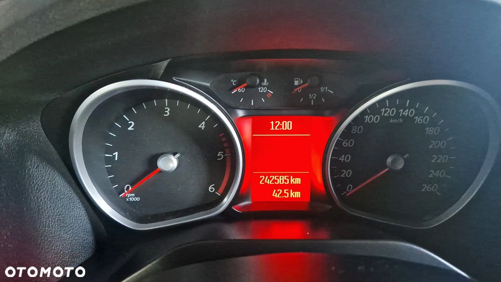 Ford Galaxy 2.0 TDCi Trend - 17