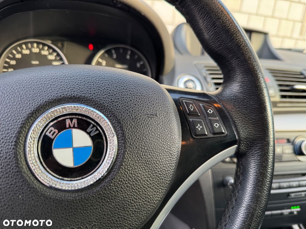 BMW Seria 1 - 36