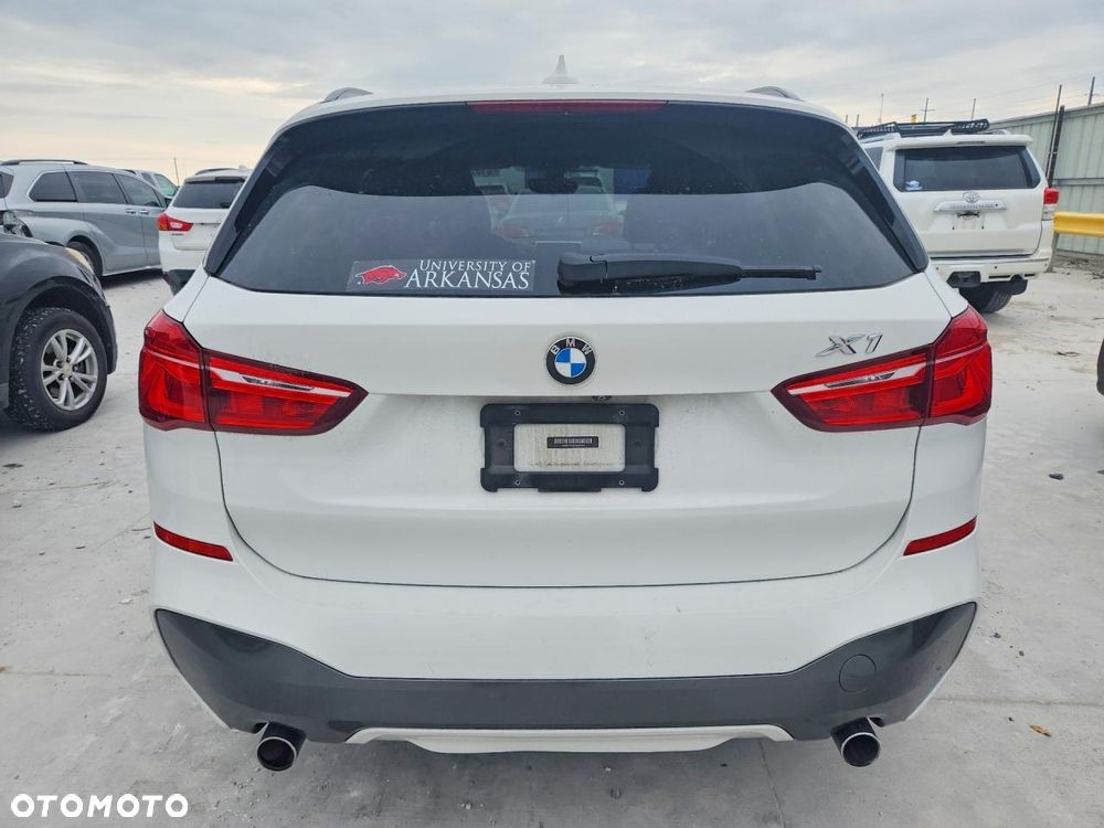 BMW X1 - 5