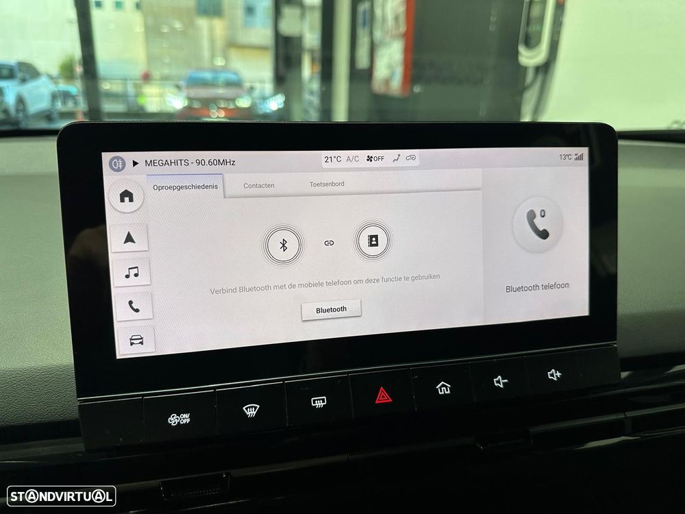 MG MG4 64 kWh Luxury - 33