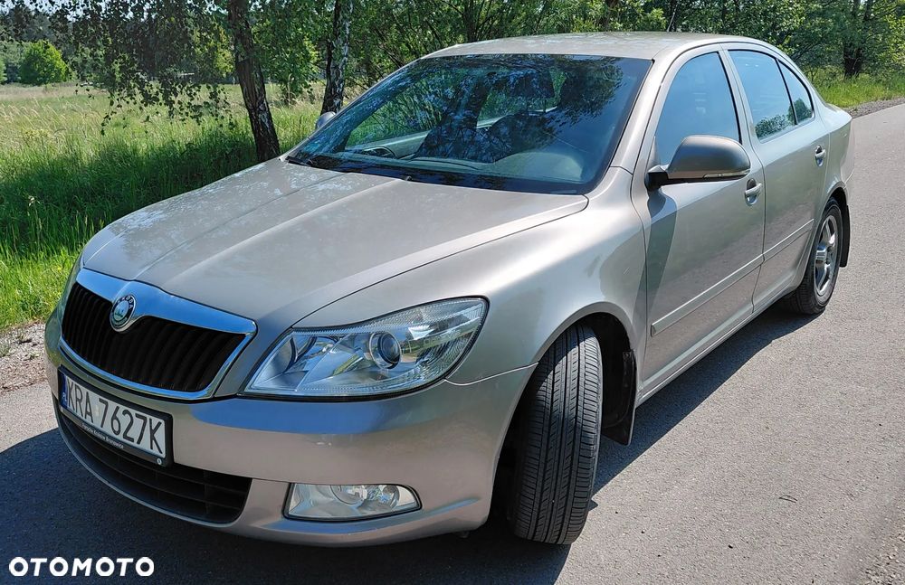 Skoda Octavia 1.6 Ambiente EU5 - 2