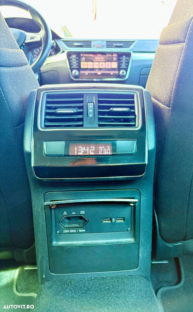 Skoda Superb 2.0 TDI DSG Active - 7