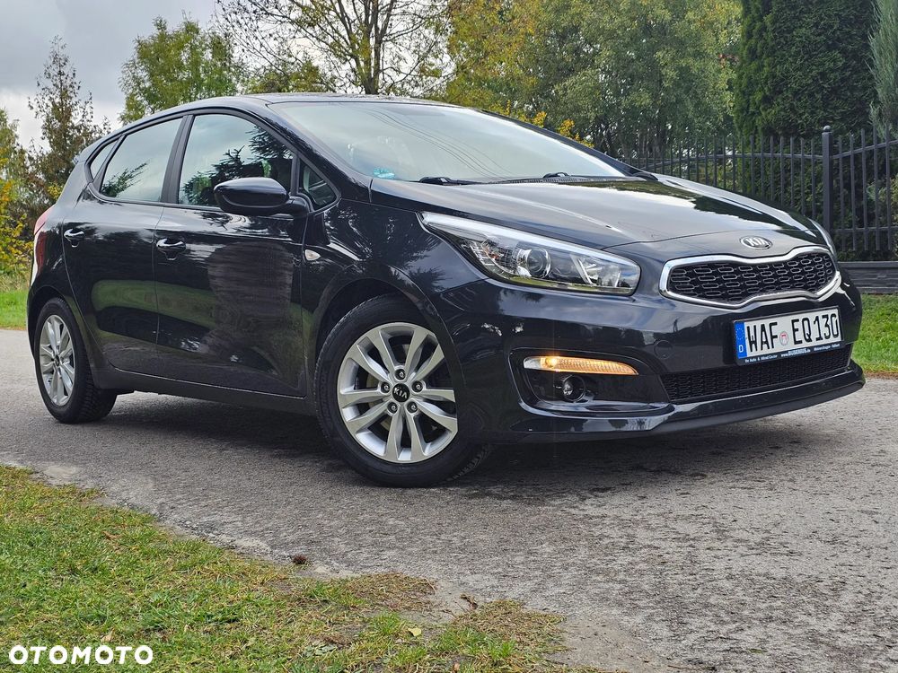 Kia Ceed 1.4 CVVT UEFA EURO 2016 - 19