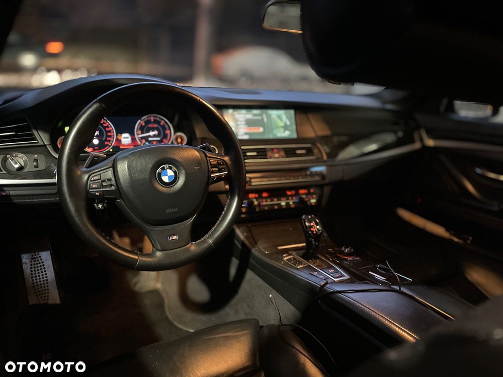 BMW Seria 5 - 25