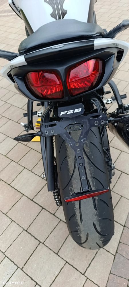 Yamaha FZ8 - 31