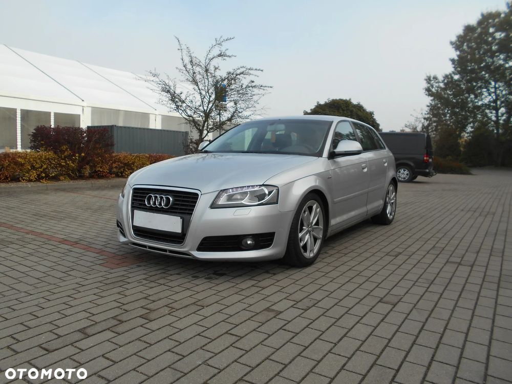 Audi A3 Sportback 1.4 TFSI S Line Sportpaket plus - 2