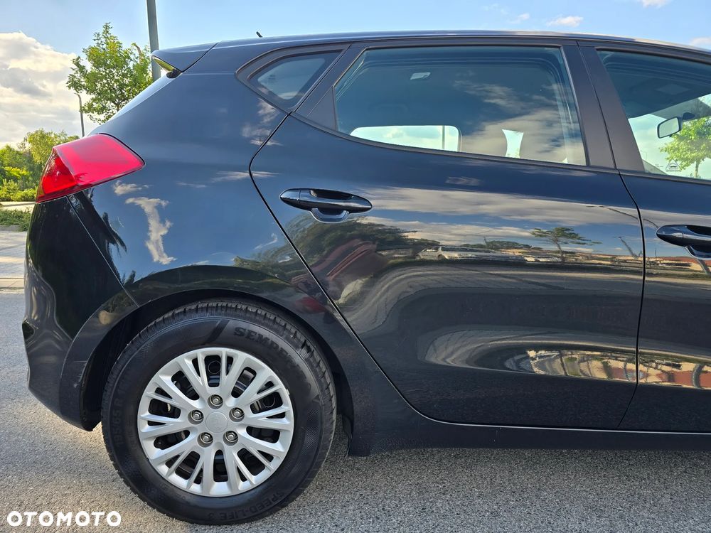 Kia Ceed - 26