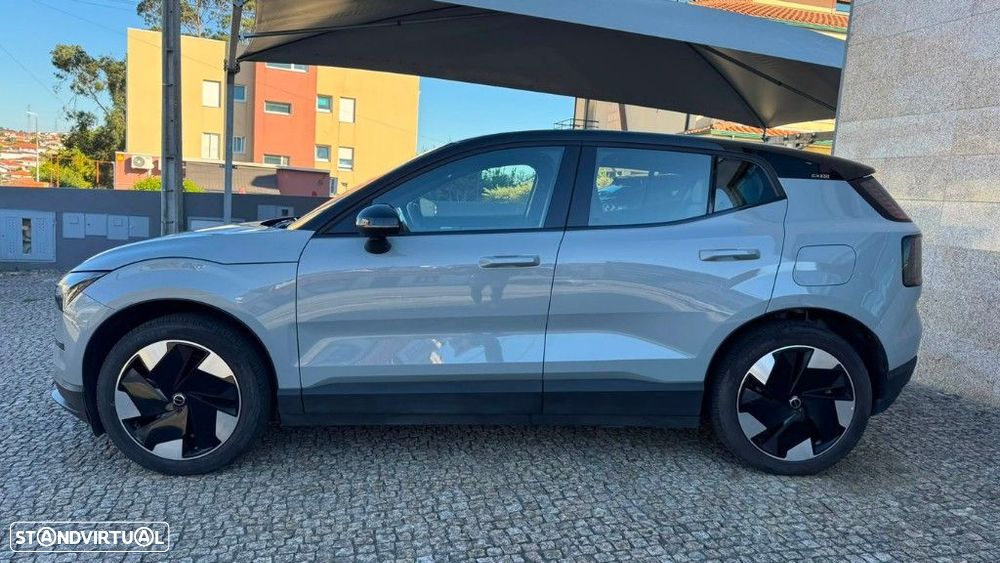 Volvo EX30 69 kWh Single Motor Extended Range Plus - 9
