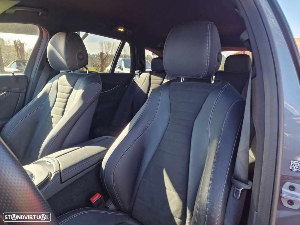 Mercedes-Benz E 300 de AMG Line - 13