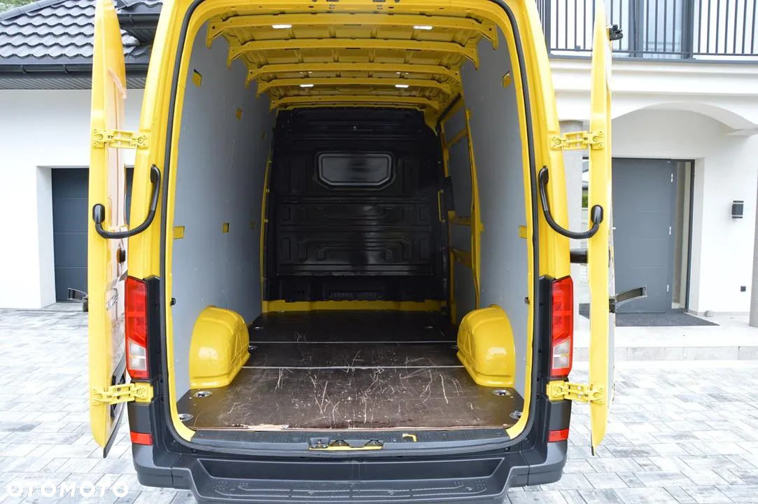 Volkswagen Crafter - 26