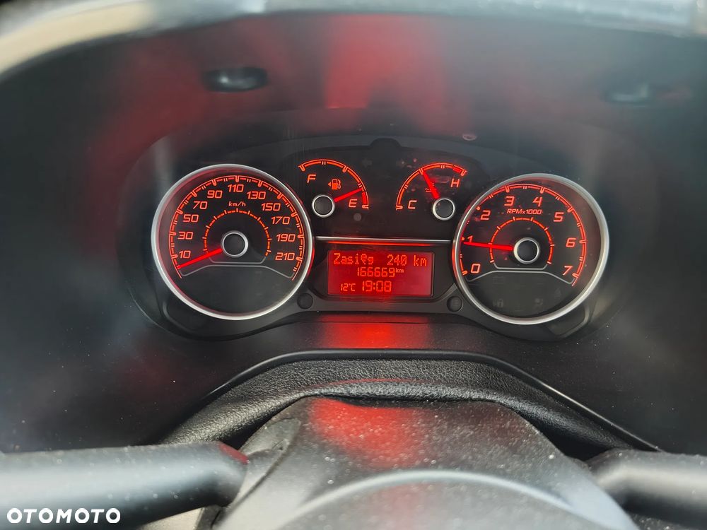 Fiat Doblo Kombi Active - 16