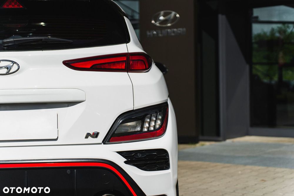 Hyundai Kona - 12