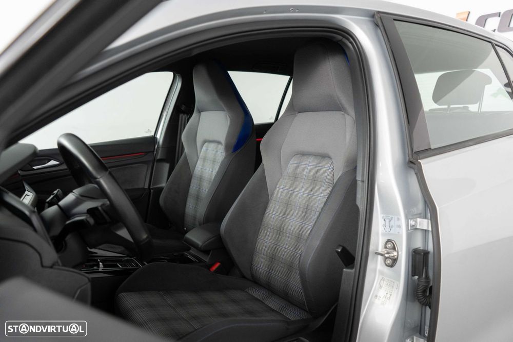 VW Golf 1.4 TSI e-Hybrid DSG - 10