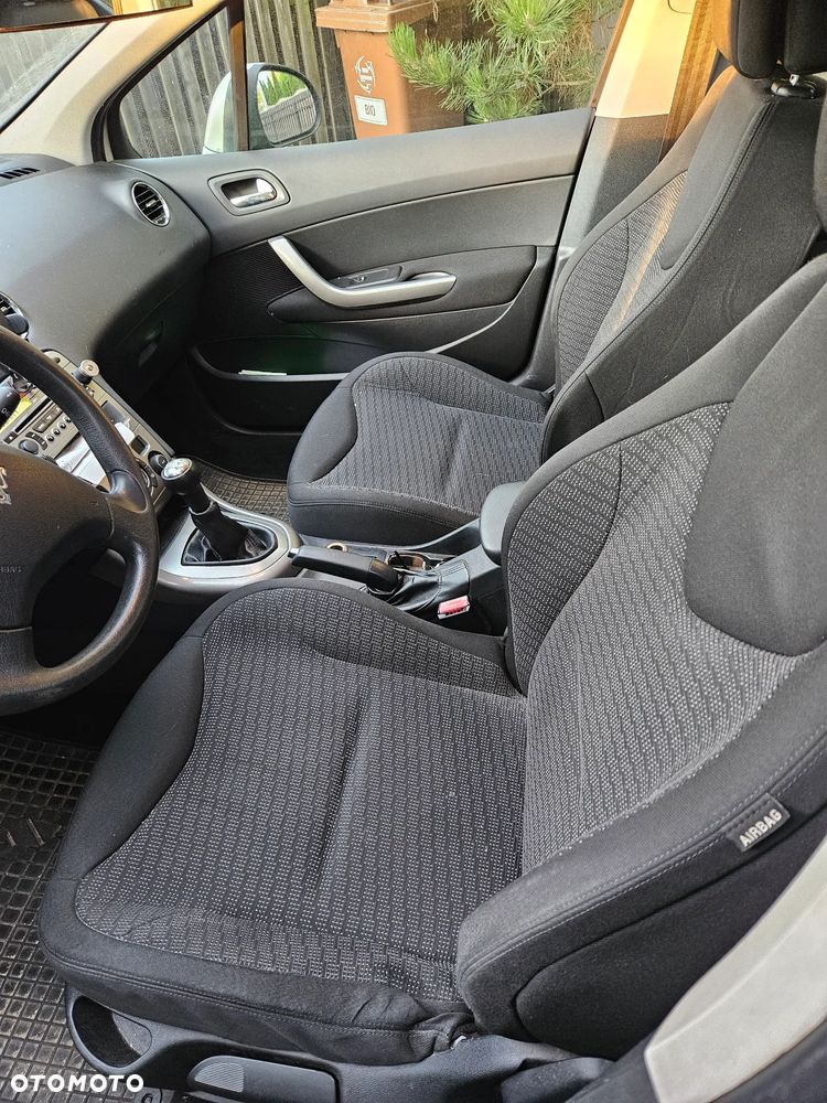 Peugeot 308 1.6 HDi Presence - 3