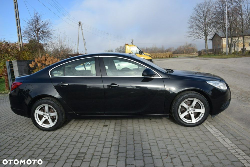 Opel Insignia 1.6 Turbo Edition - 10