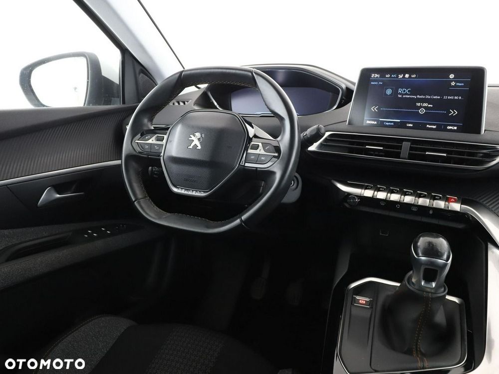 Peugeot 3008 1.2 PureTech Active Pack S&S - 16